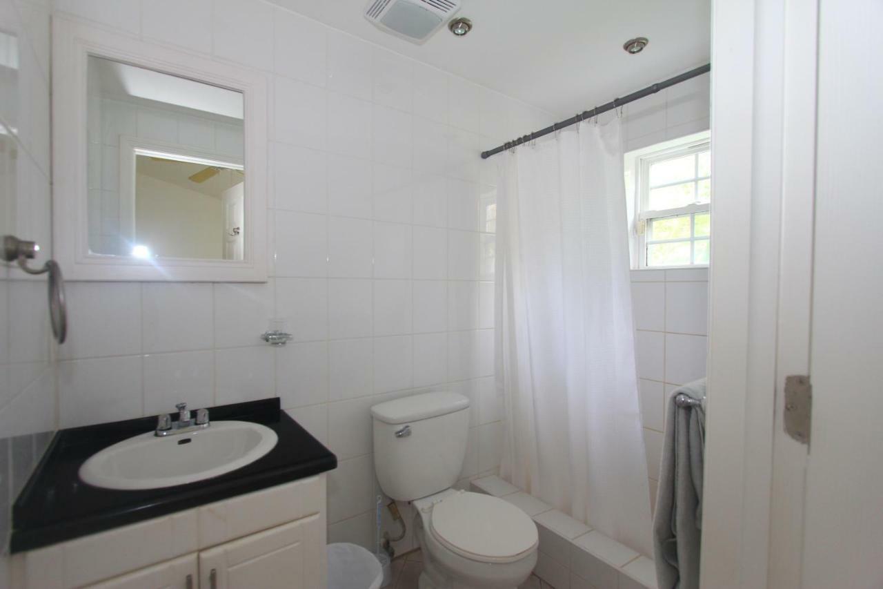 The White House Villa Jolly Harbour Bagian luar foto