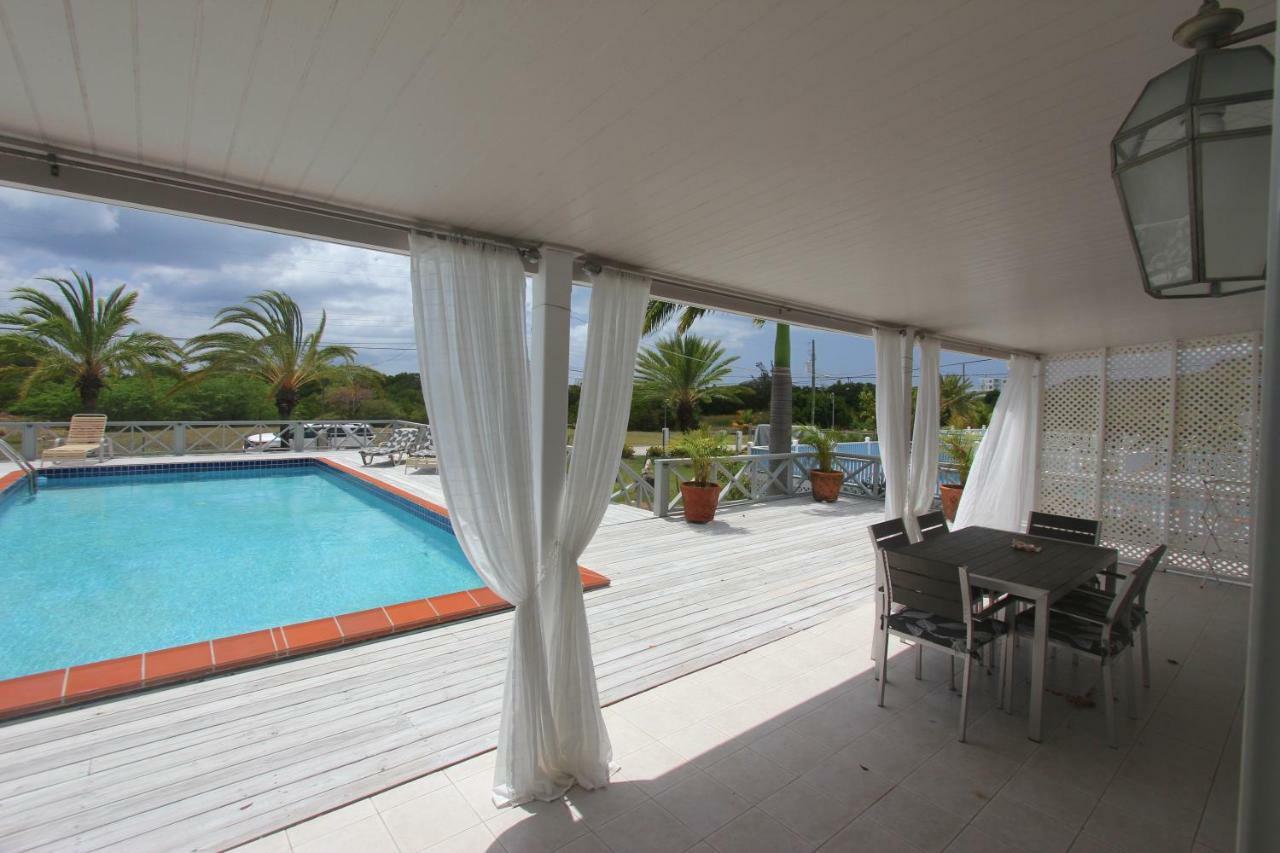 The White House Villa Jolly Harbour Bagian luar foto